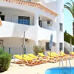 Quinta Flores, Lote 9 فيلة *