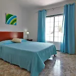 Quinta Flores, Lote 9 וילה
