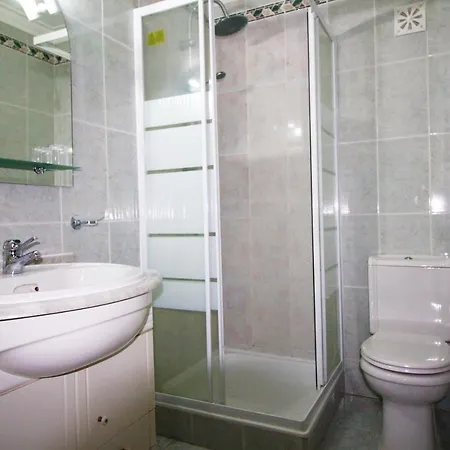 Quinta Flores, Lote 9 * Albufeira