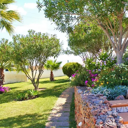 Villa Quinta Flores, Lote 9 *