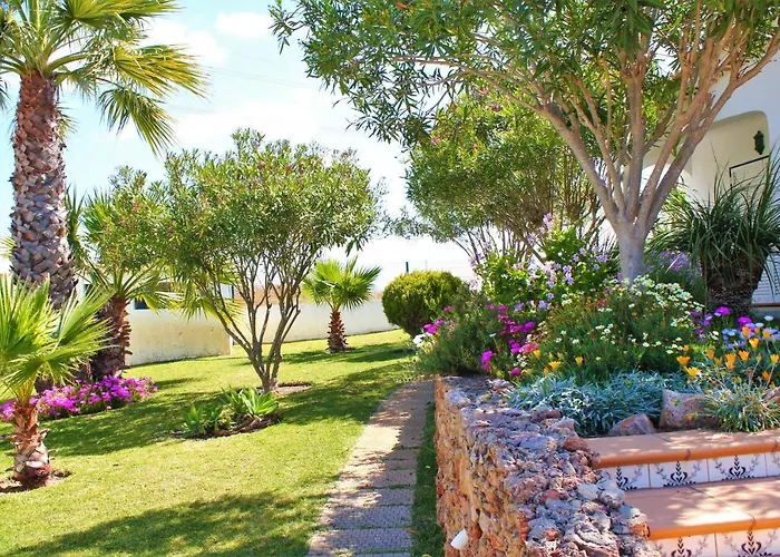 Villa Quinta Flores, Lote 9 *