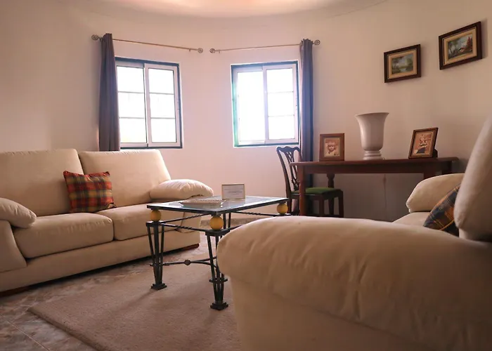 Quinta Flores, Lote 9 * Albufeira