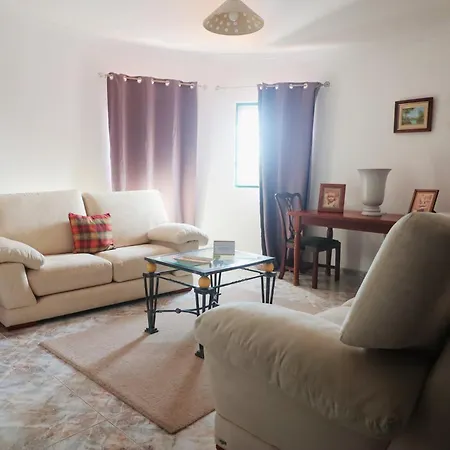 Βίλα Quinta Flores, Lote 9 Αλμπουφέιρα